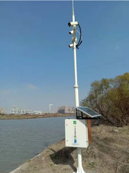 华东师大地科院李响团队与尊龙z6（上海）信息技术有限公司合作研发：基于多源遥感技术的水生植物智能监测与报警系统